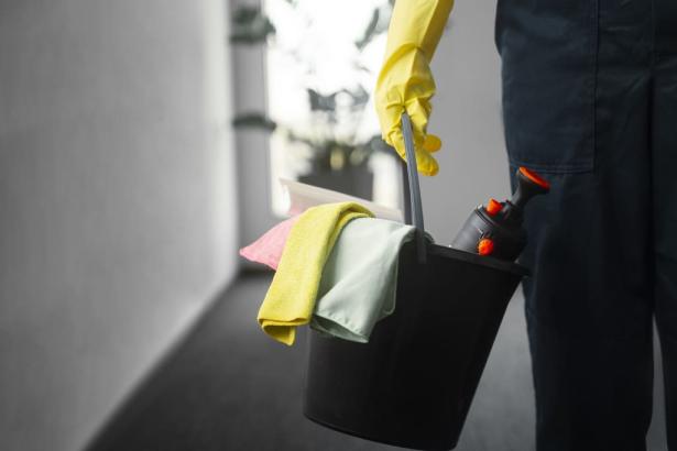 5 razones de peso para contratar una empresa de limpieza para oficinas en Valencia